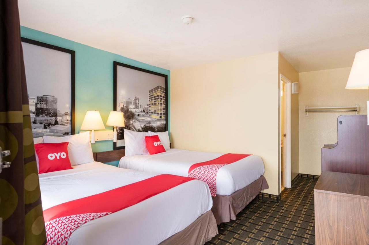 Oyo Hotel Tulsa Ok I-44/Route 66 Extérieur photo