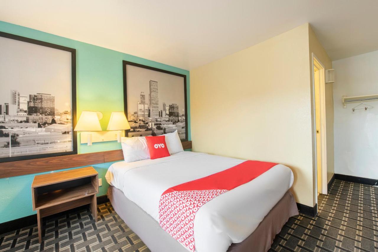 Oyo Hotel Tulsa Ok I-44/Route 66 Extérieur photo